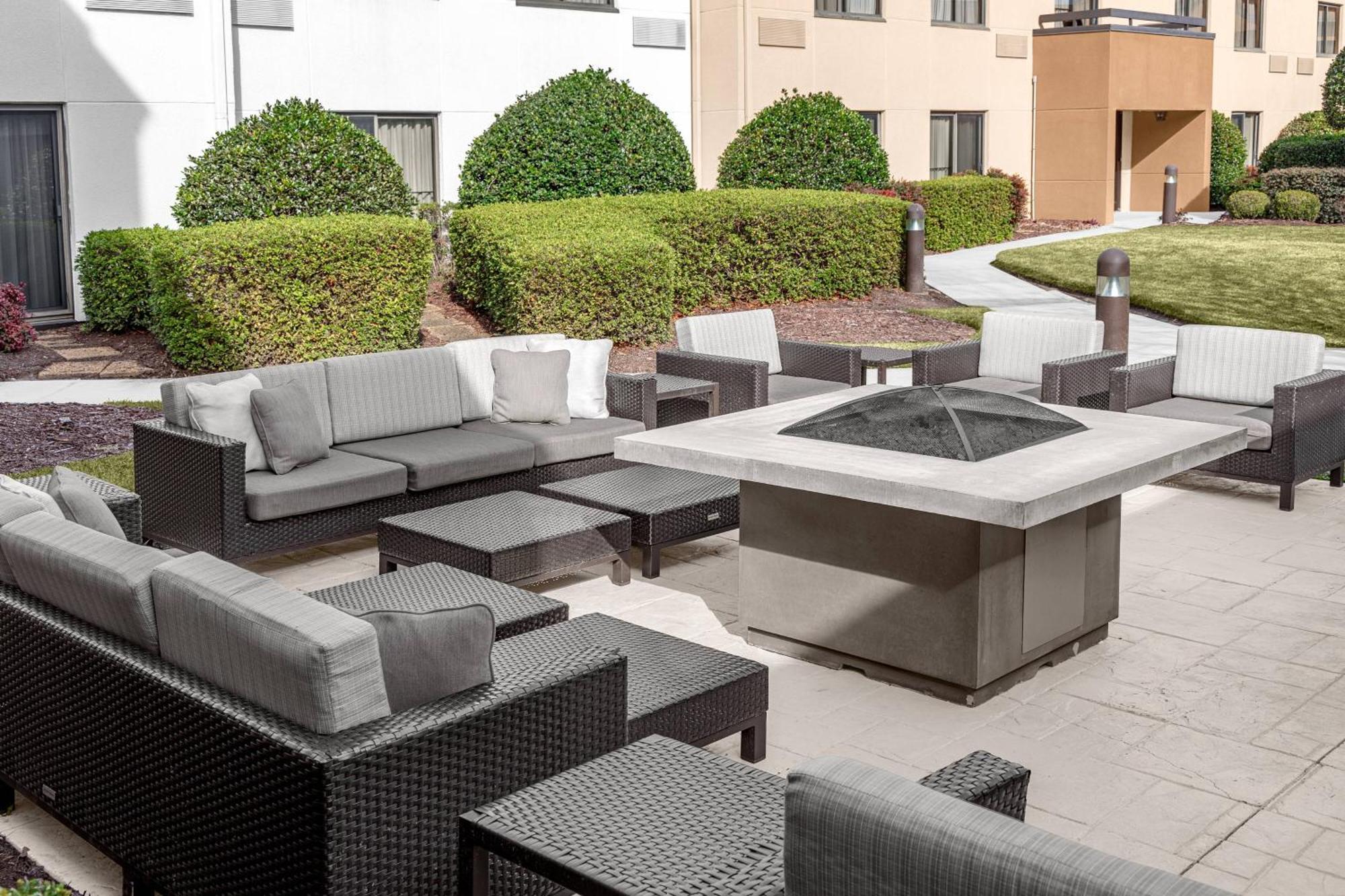 Courtyard By Marriott Wilmington/Wrightsville Beach Exterior photo