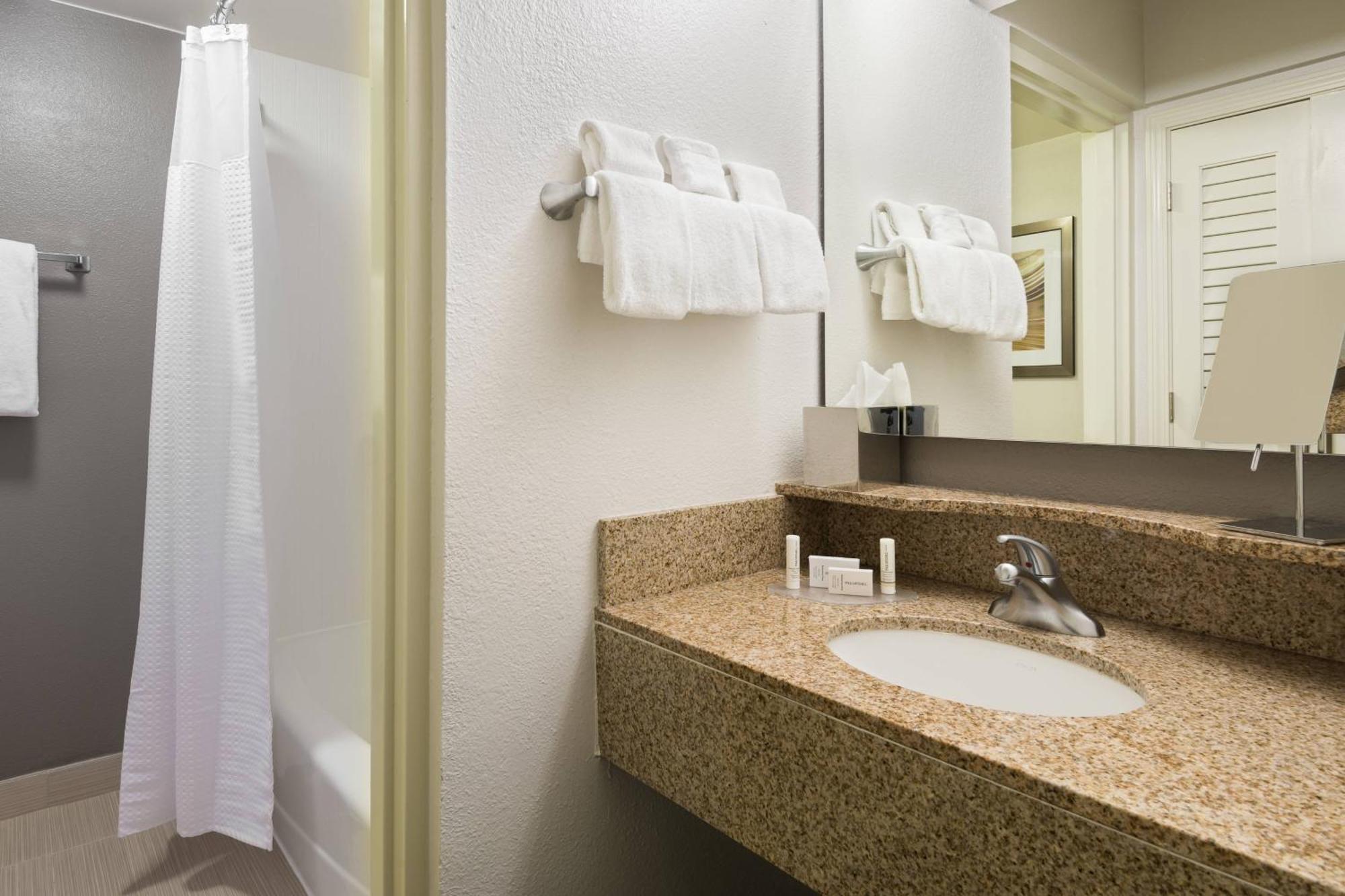 Courtyard By Marriott Wilmington/Wrightsville Beach Exterior photo