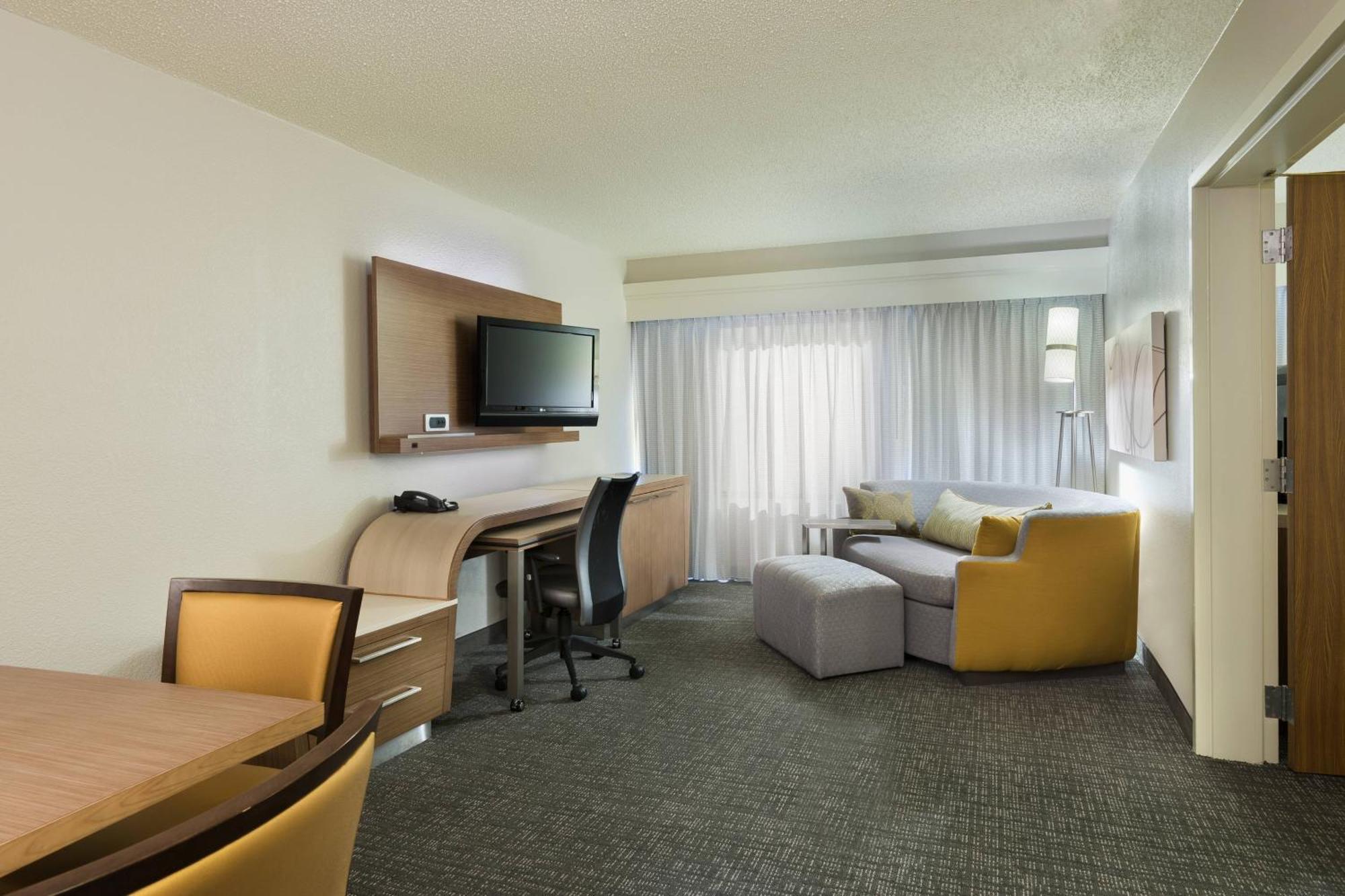 Courtyard By Marriott Wilmington/Wrightsville Beach Exterior photo